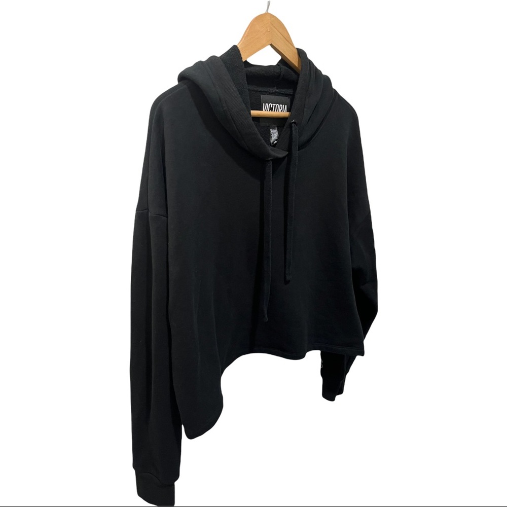 VICTORIA SPORT BLACK ULTRA CROPPED HOODIE LOGO SWEATSHIRT SIZE MEDIUM NWT